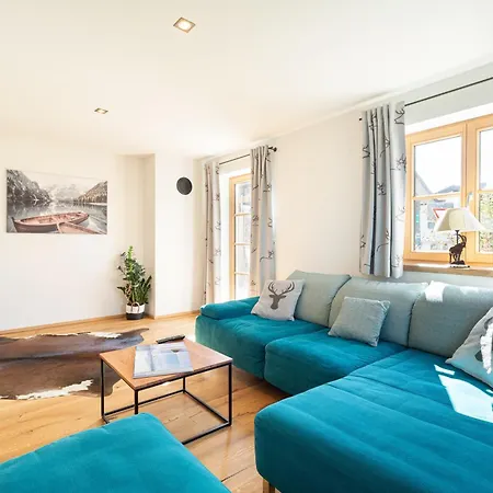 Viktoria Family Wellness Retreat With Village Square Views Oberstdorf